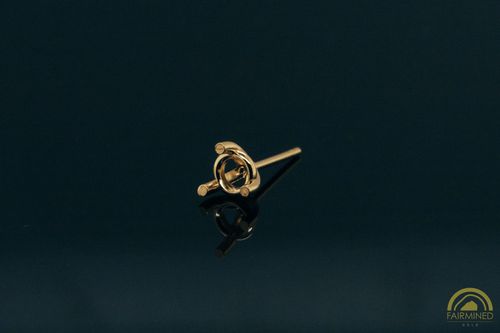Photo of 4.4mm Round 3-Prong Fairmined Gold Stud Earring Mounting from RIVA Precision