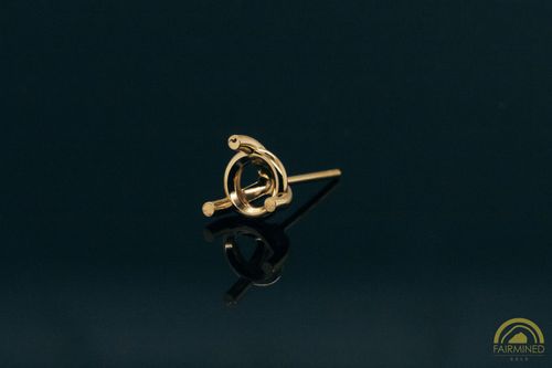 Photo of 6mm Round 3-Prong Fairmined Gold Stud Earring Mounting from RIVA Precision