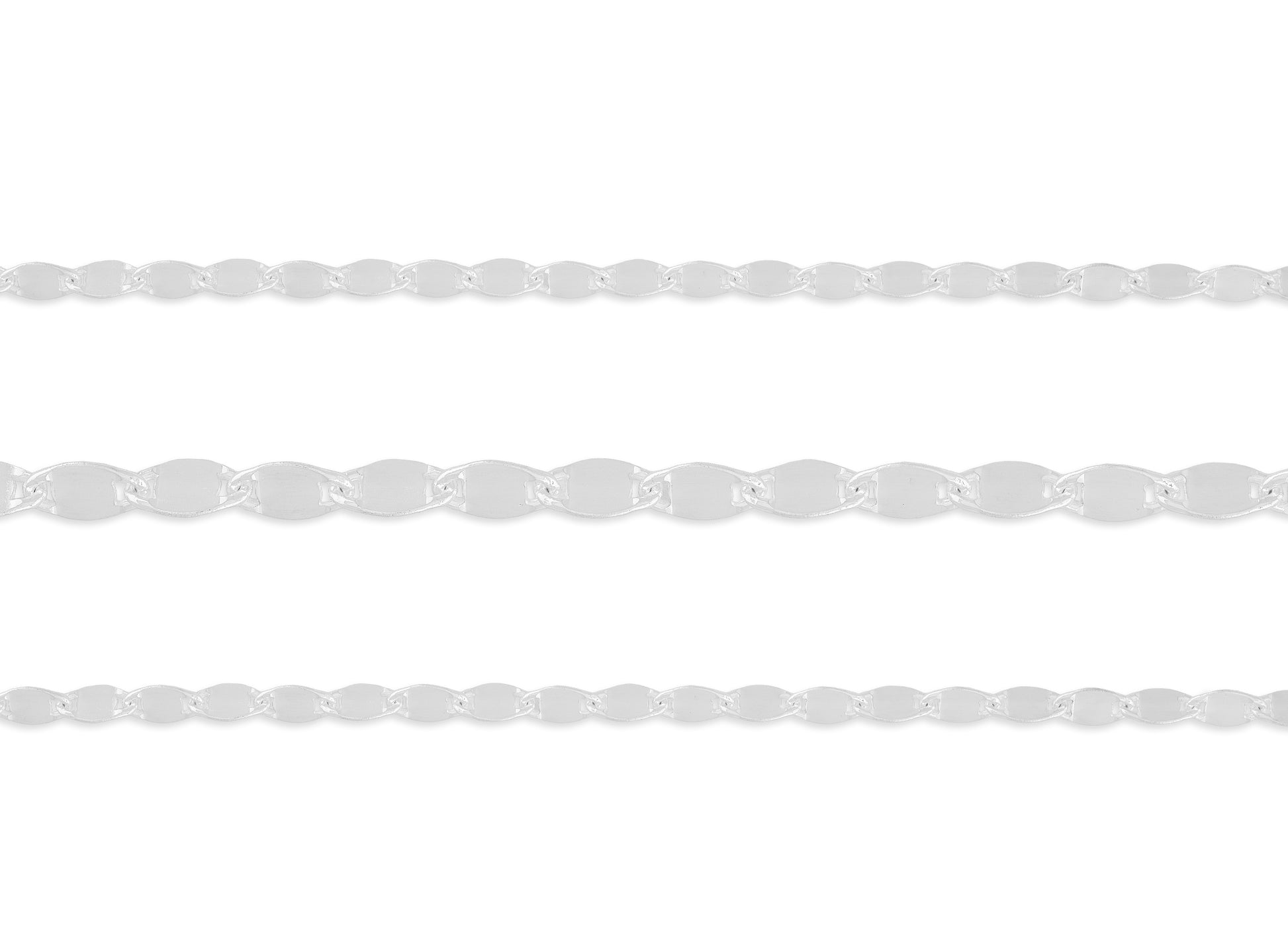 A close-up of a sterling silver hammer chain with a high-polish surface, showing interconnected links.
