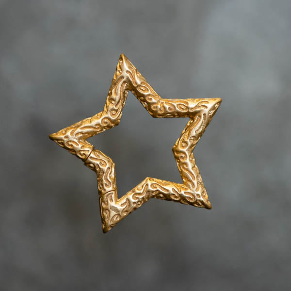 Star-Shaped Invisible Clasp