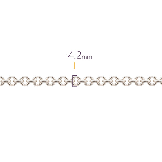 Silver chain with a width of 4.2mm on a white background