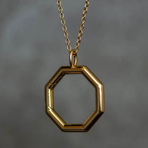 Octagonal Invisible Clasp with bale in high polish yellow gold